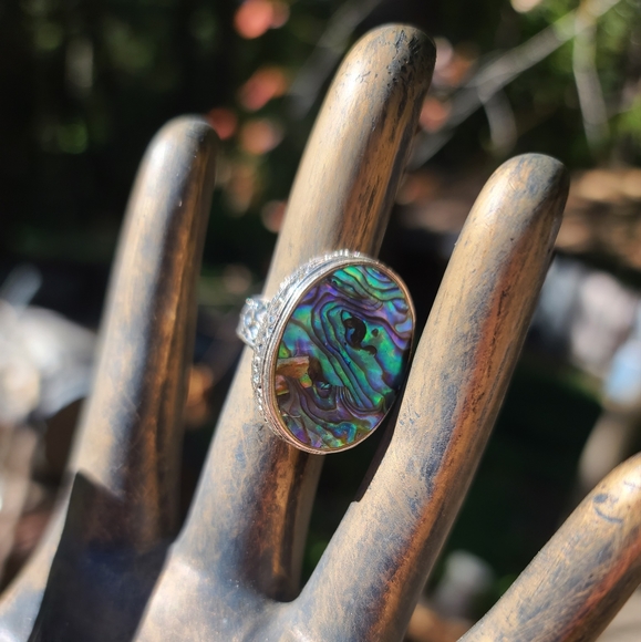🙏🐅Host pick! 🎈🎉Abalone mother of pearl sterling silver ring sz7 - Picture 4 of 9